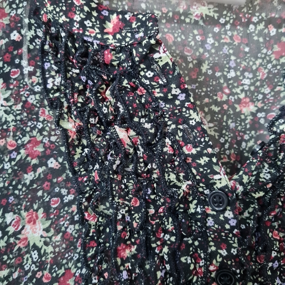 Georgette floral printed Short dress in black - Picture 6 of 9